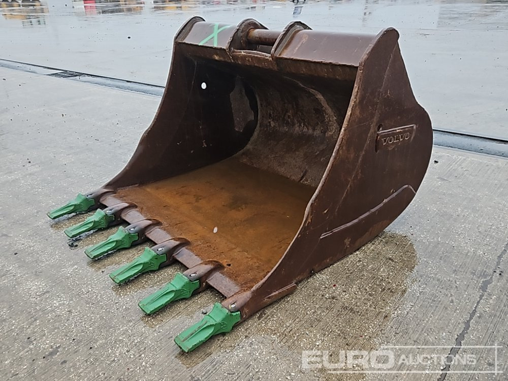 Volvo 60" Scoop Bucket 80mm Pin to suit 20 Ton Excavator - Kopp: pilt 1 Volvo 60" Scoop Bucket 80mm Pin to suit 20 Ton Excavator - Kopp: pilt 1