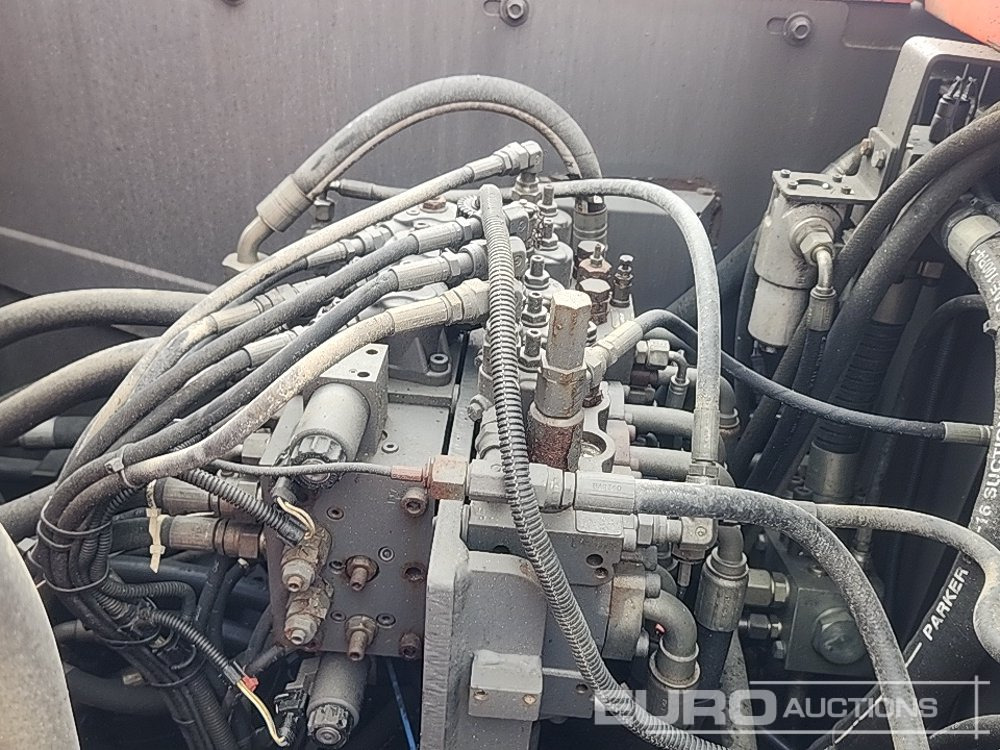 Ratastel ekskavaator Volvo EW140B: pilt 32