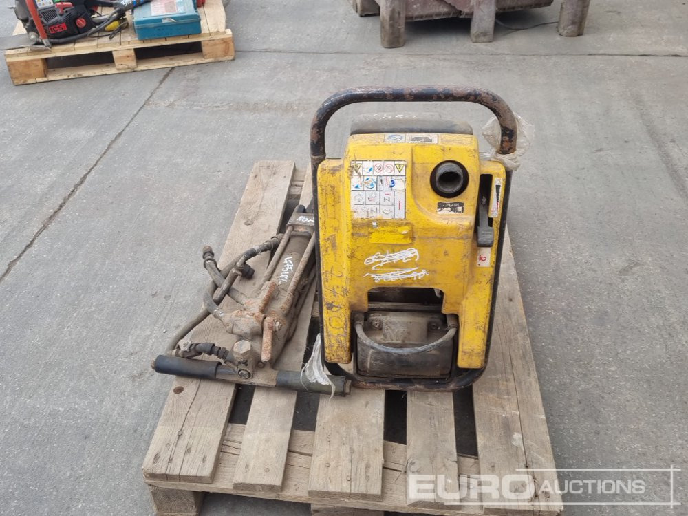 Wacker Neuson Petrol Trench Compactor (Spares), Hydraulic Hand Held Breaker - Asfaldimasin: pilt 4 Wacker Neuson Petrol Trench Compactor (Spares), Hydraulic Hand Held Breaker - Asfaldimasin: pilt 4
