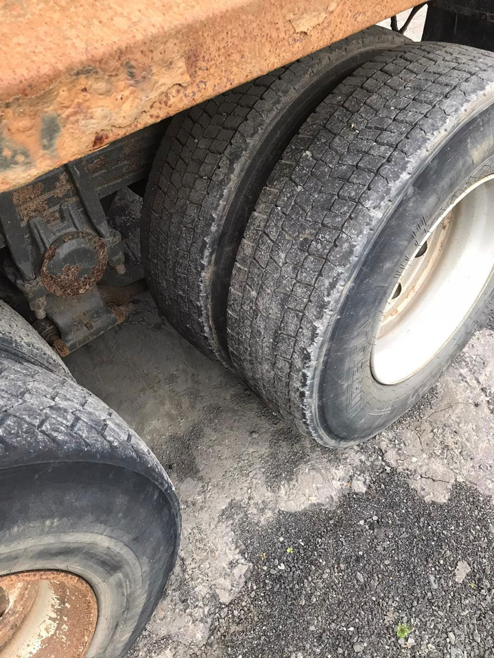 Mercedes-Benz Actros 3240 Tipper - Kallurauto: pilt 2 Mercedes-Benz Actros 3240 Tipper - Kallurauto: pilt 2