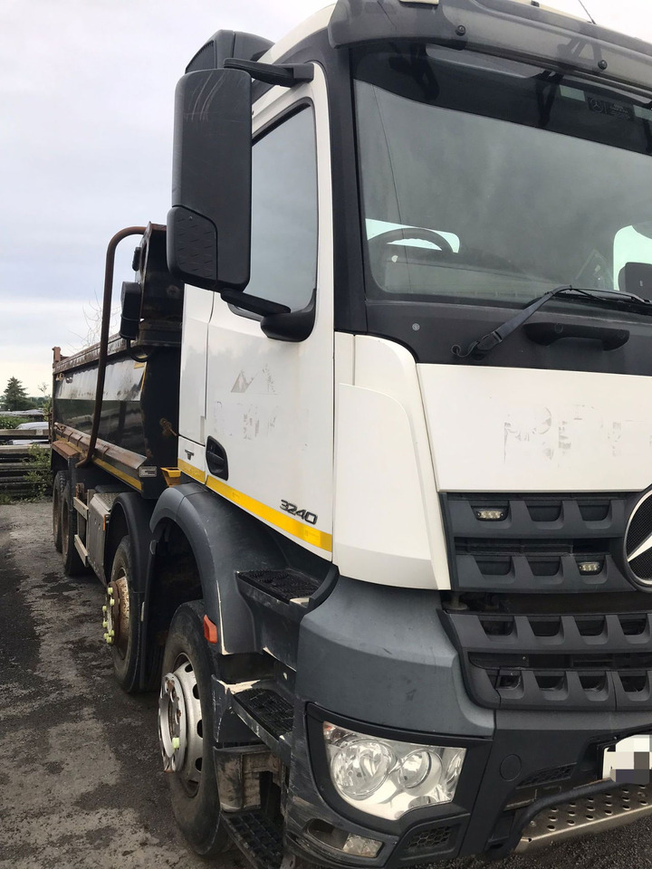 Mercedes-Benz Actros 3240 Tipper - Kallurauto: pilt 3 Mercedes-Benz Actros 3240 Tipper - Kallurauto: pilt 3