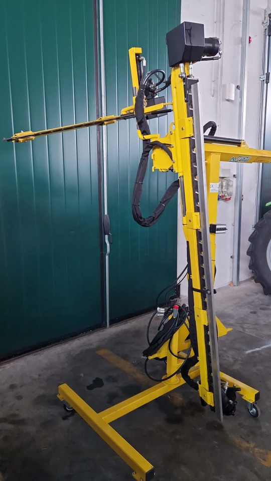 Cimatrice nuova Possamai Sebastiano CP200Top - Hooldusniiduk/ Multšer: pilt 3 Cimatrice nuova Possamai Sebastiano CP200Top - Hooldusniiduk/ Multšer: pilt 3