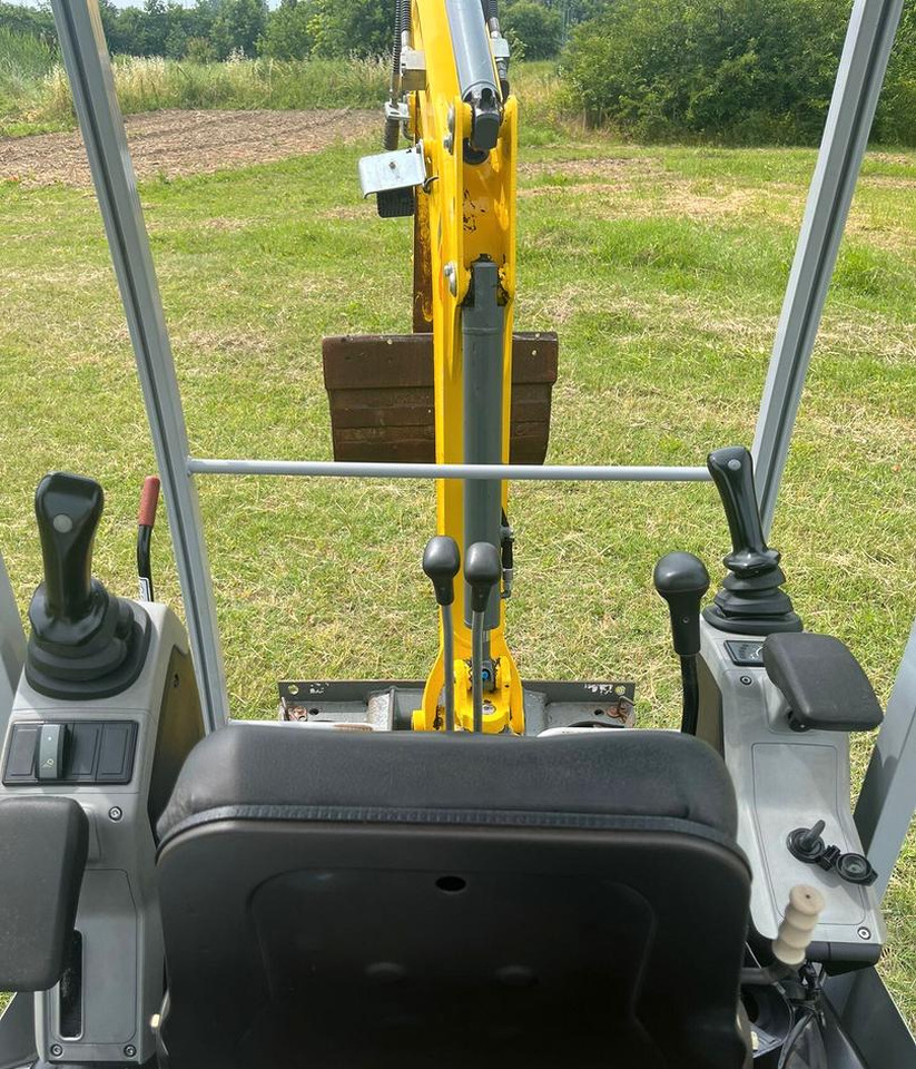 Miniescavatore usato Wacker Neuson ET 16 MTR - Miniekskavaator: pilt 5 Miniescavatore usato Wacker Neuson ET 16 MTR - Miniekskavaator: pilt 5