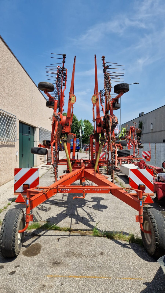 Ranghinatore usato Kuhn GA 7301 - Kaarutaja/ Reha: pilt 4 Ranghinatore usato Kuhn GA 7301 - Kaarutaja/ Reha: pilt 4