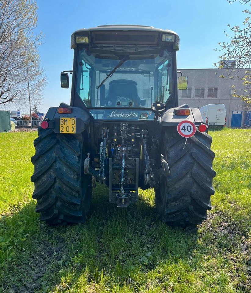 Trattore usato Lamborghini Spire 90.4 - 2015 - Traktor: pilt 4 Trattore usato Lamborghini Spire 90.4 - 2015 - Traktor: pilt 4