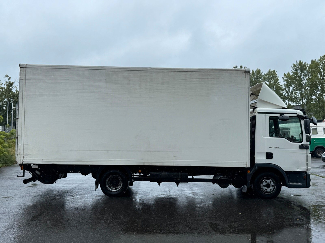 MAN TGL 7.150/Koffer 6m/Ladebordwand - Tarbesõiduk furgoon: pilt 3 MAN TGL 7.150/Koffer 6m/Ladebordwand - Tarbesõiduk furgoon: pilt 3