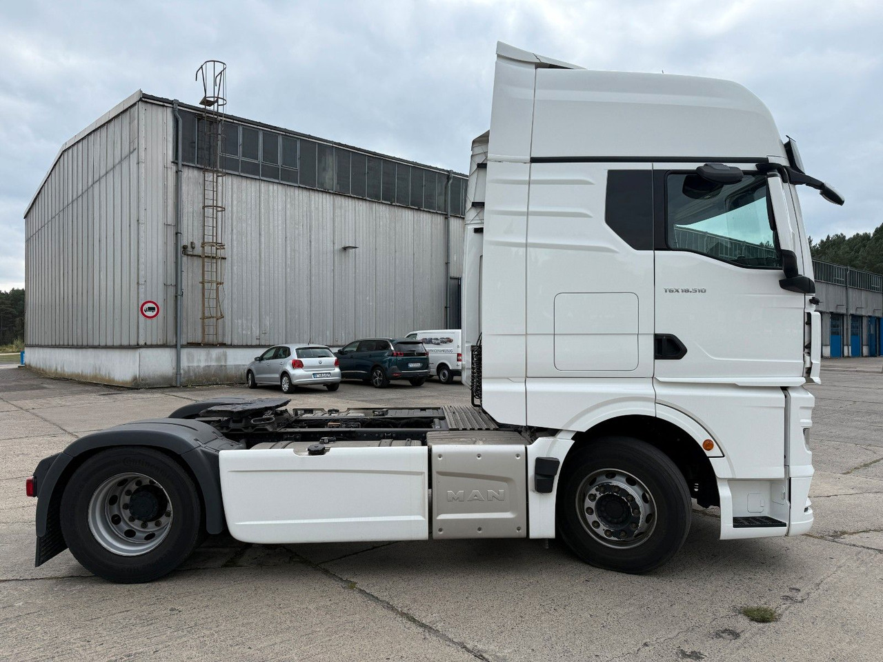 MAN TGX 18.510/XXL/Retarder/Standklima - Sadulveok: pilt 4 MAN TGX 18.510/XXL/Retarder/Standklima - Sadulveok: pilt 4