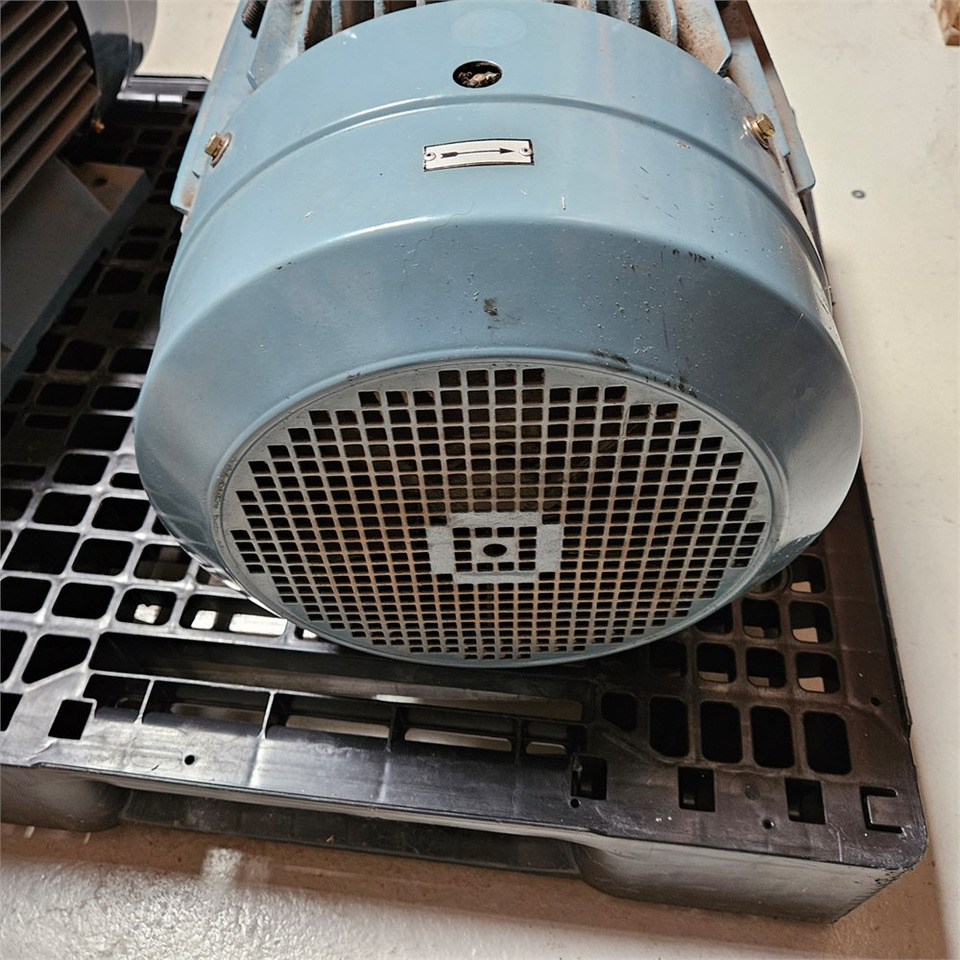 ABB M2QA180L4A (B35) - Tööpink: pilt 5 ABB M2QA180L4A (B35) - Tööpink: pilt 5