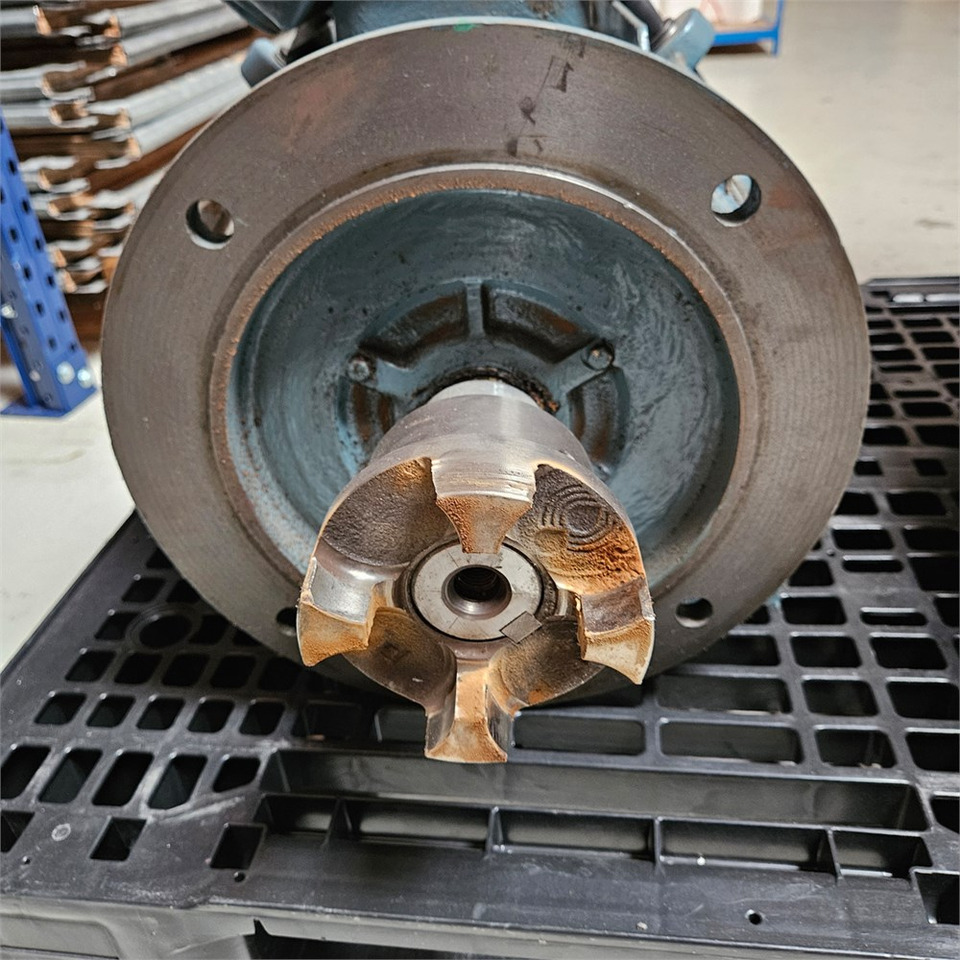 ABB M2QA180L4A (B35) - Tööpink: pilt 2 ABB M2QA180L4A (B35) - Tööpink: pilt 2