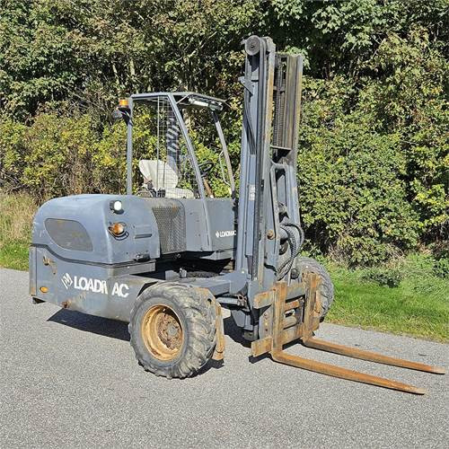 ABC 825 - Veoautol põhinev kahveltõstuk: pilt 1 ABC 825 - Veoautol põhinev kahveltõstuk: pilt 1