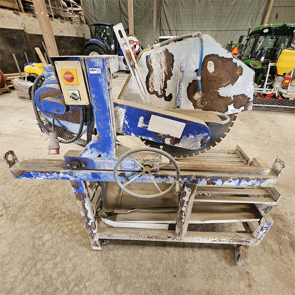 ABC Bourk GmbH k 1090 - Asfaldimasin: pilt 1 ABC Bourk GmbH k 1090 - Asfaldimasin: pilt 1