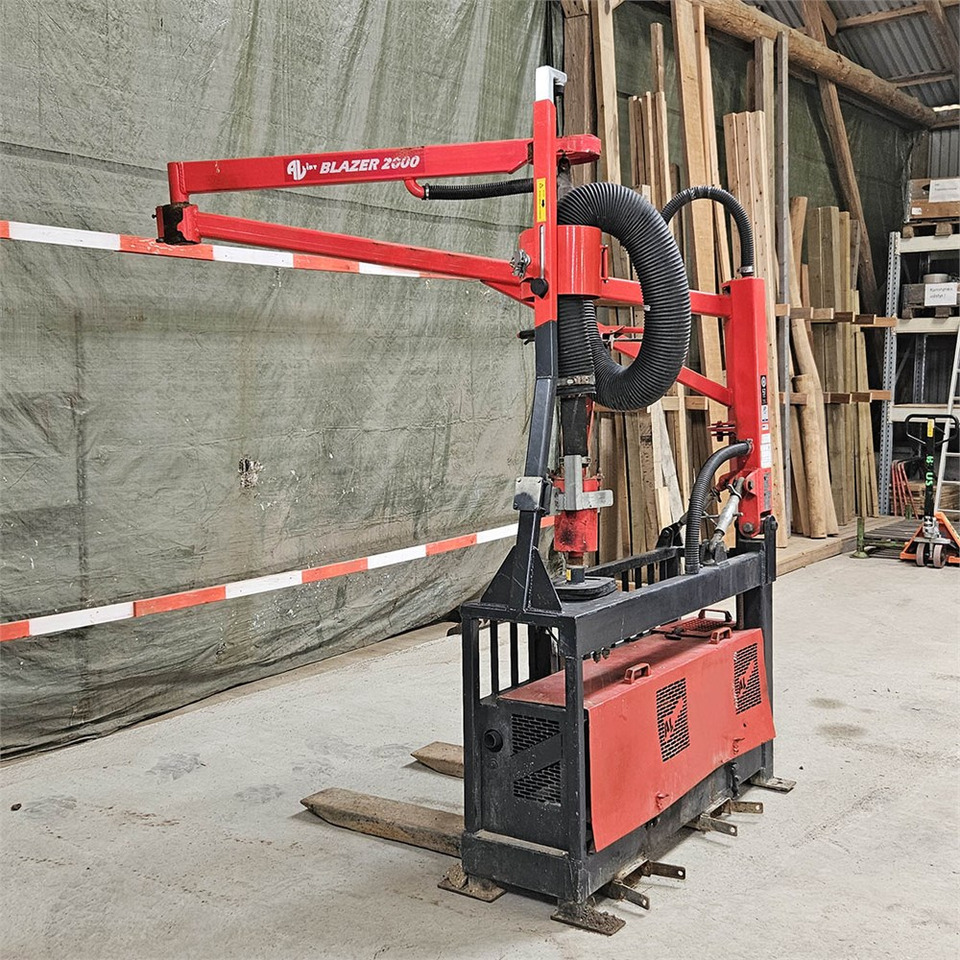 AL-LIFT BLAZER 2000 - Ehitusseade: pilt 1 AL-LIFT BLAZER 2000 - Ehitusseade: pilt 1