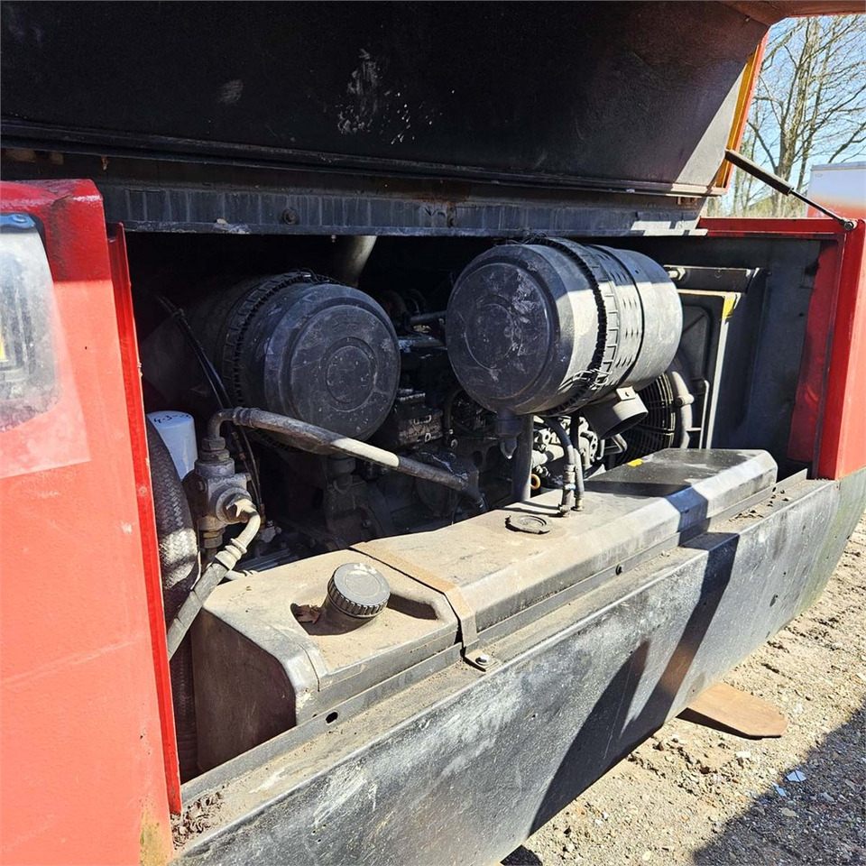 Atlas Copco XAS 146 - Õhukompressor: pilt 5 Atlas Copco XAS 146 - Õhukompressor: pilt 5