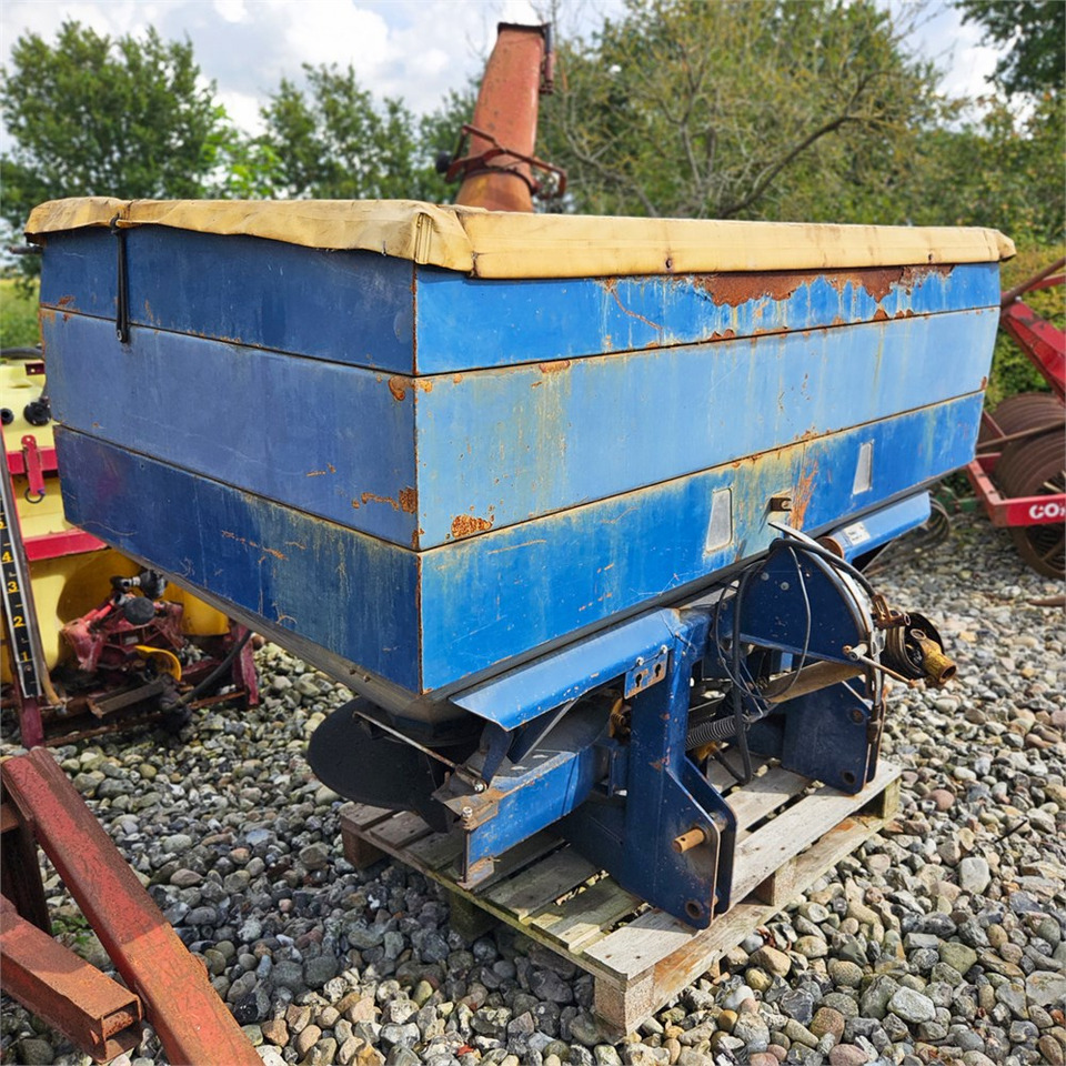 Bogballe E 1500 - Väetamisseadmed: pilt 1 Bogballe E 1500 - Väetamisseadmed: pilt 1