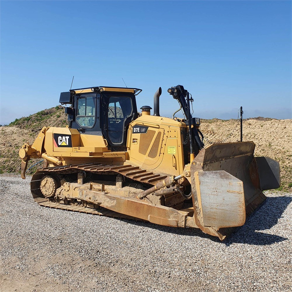 Caterpillar D7E LGP - Buldooser: pilt 2 Caterpillar D7E LGP - Buldooser: pilt 2