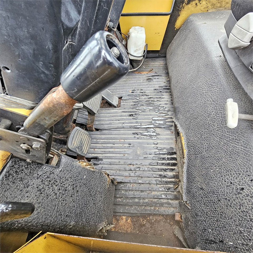 Kahveltõstuk Caterpillar DP45: pilt 11 Kahveltõstuk Caterpillar DP45: pilt 11