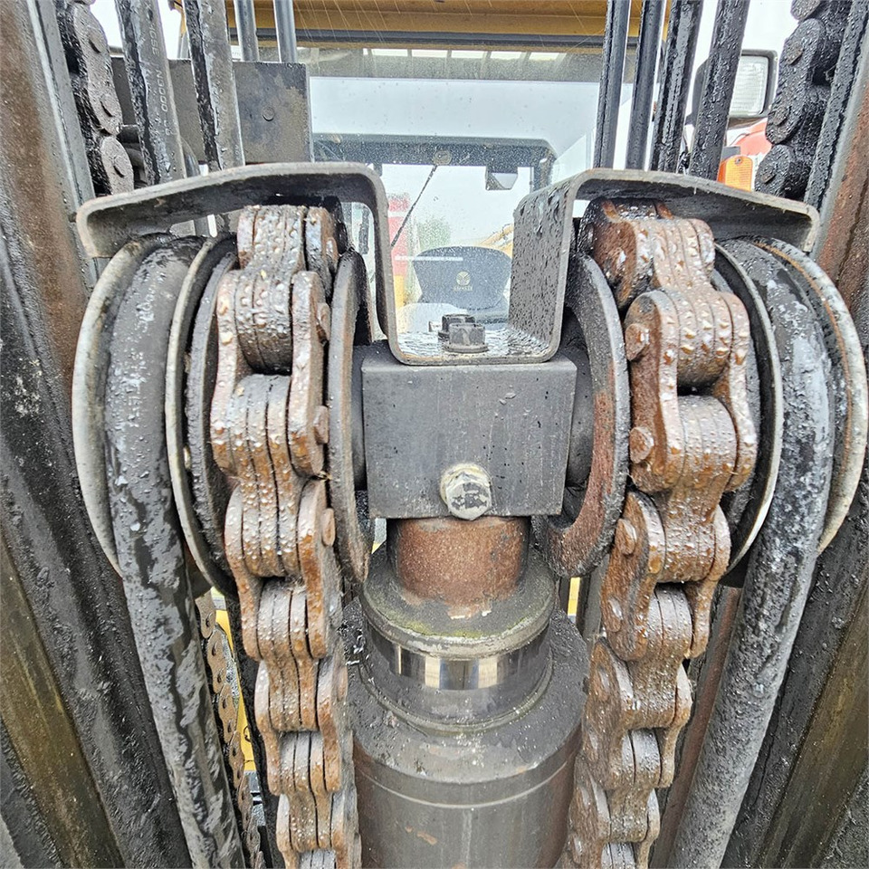 Kahveltõstuk Caterpillar DP45: pilt 28 Kahveltõstuk Caterpillar DP45: pilt 28