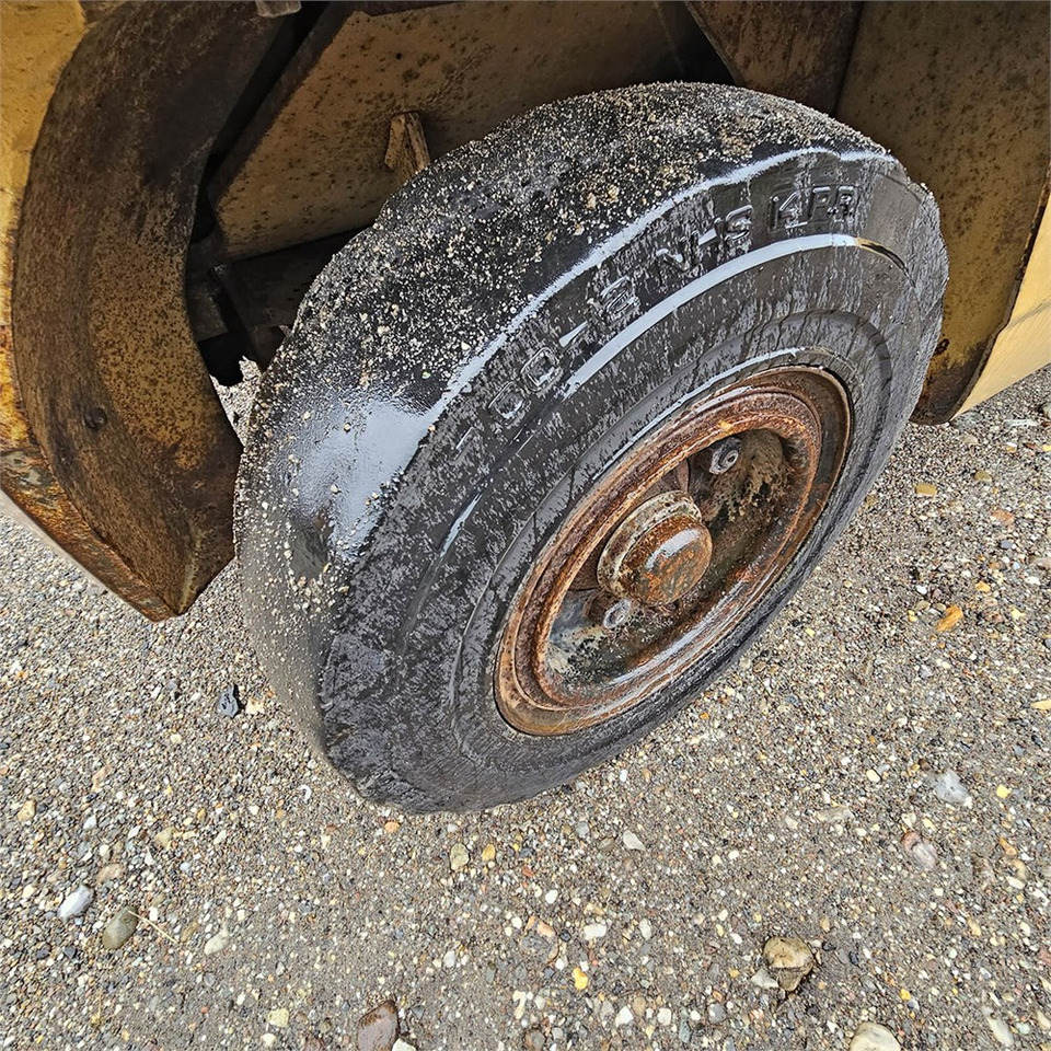 Kahveltõstuk Caterpillar DP45: pilt 32 Kahveltõstuk Caterpillar DP45: pilt 32