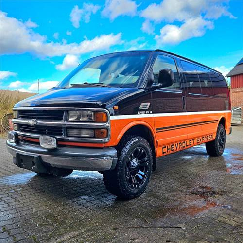 Chevrolet Express Van 2500 - Mikrobuss: pilt 2 Chevrolet Express Van 2500 - Mikrobuss: pilt 2