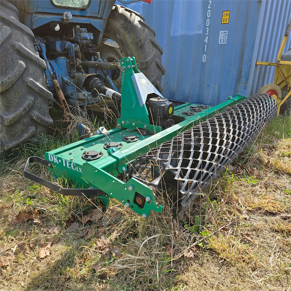 DK-TEC LXC-210 - Aktiiväke: pilt 4 DK-TEC LXC-210 - Aktiiväke: pilt 4