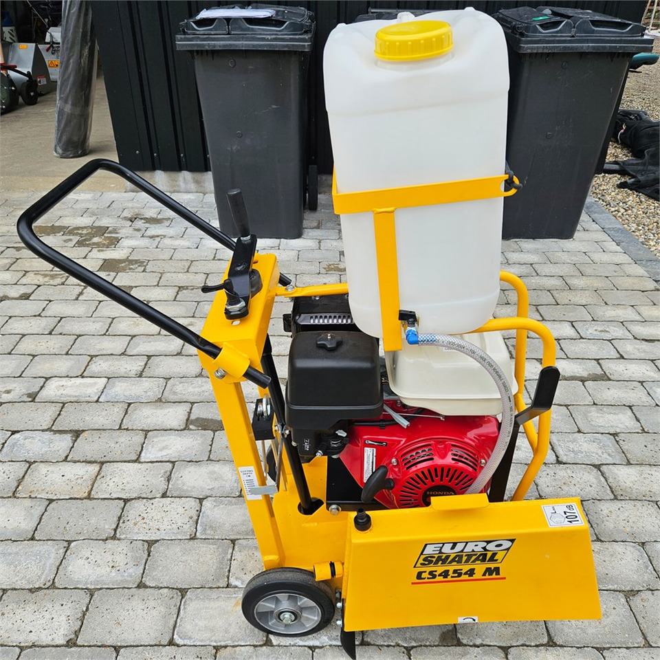Euro Shatal CS 454M - Asfaldimasin: pilt 5 Euro Shatal CS 454M - Asfaldimasin: pilt 5