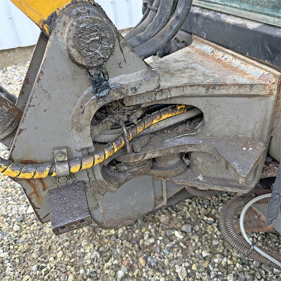 Miniekskavaator Fermec MF115: pilt 23