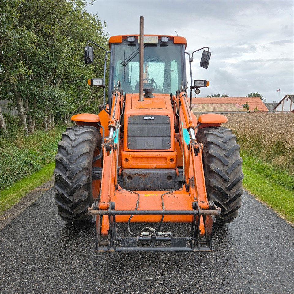 Fiat-Hitachi FB200-4PS - Ekskavaator-laadur: pilt 2 Fiat-Hitachi FB200-4PS - Ekskavaator-laadur: pilt 2