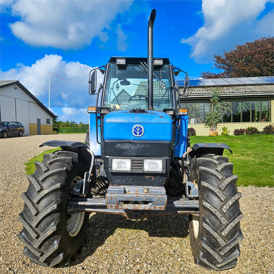Ford 8340 Powerstar SLE - Traktor: pilt 4 Ford 8340 Powerstar SLE - Traktor: pilt 4