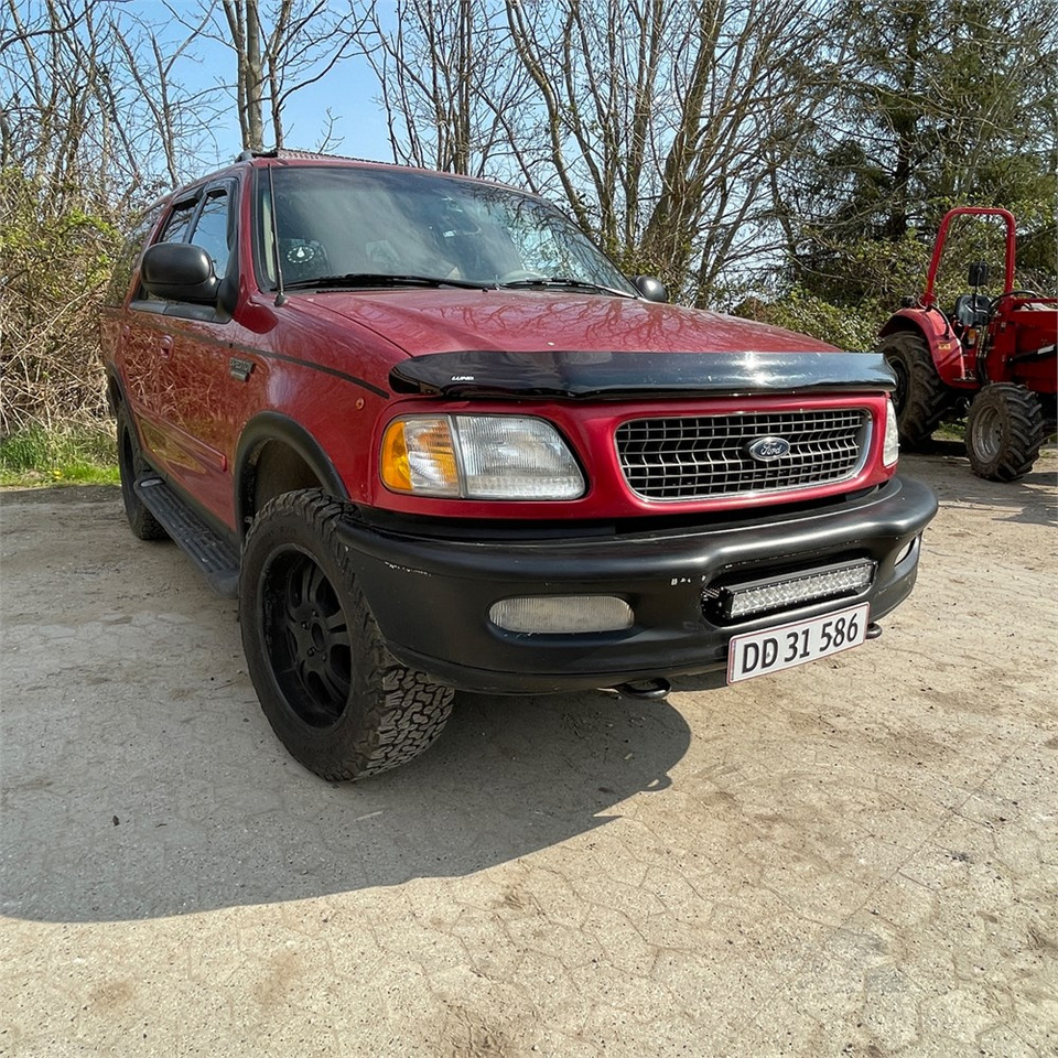 Auto Ford Expedition: pilt 19