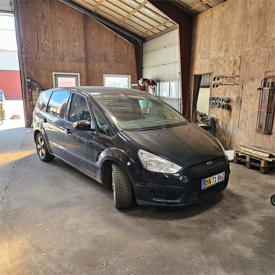 Ford S-Max - Maastur: pilt 2 Ford S-Max - Maastur: pilt 2
