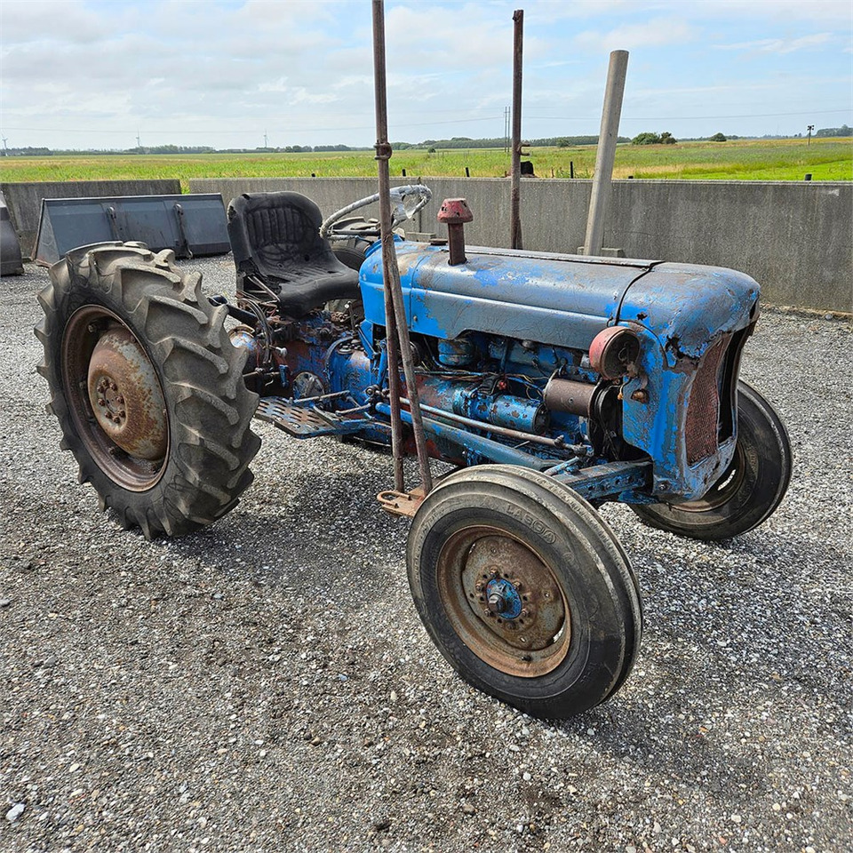Fordson Dexta - Traktor: pilt 2 Fordson Dexta - Traktor: pilt 2