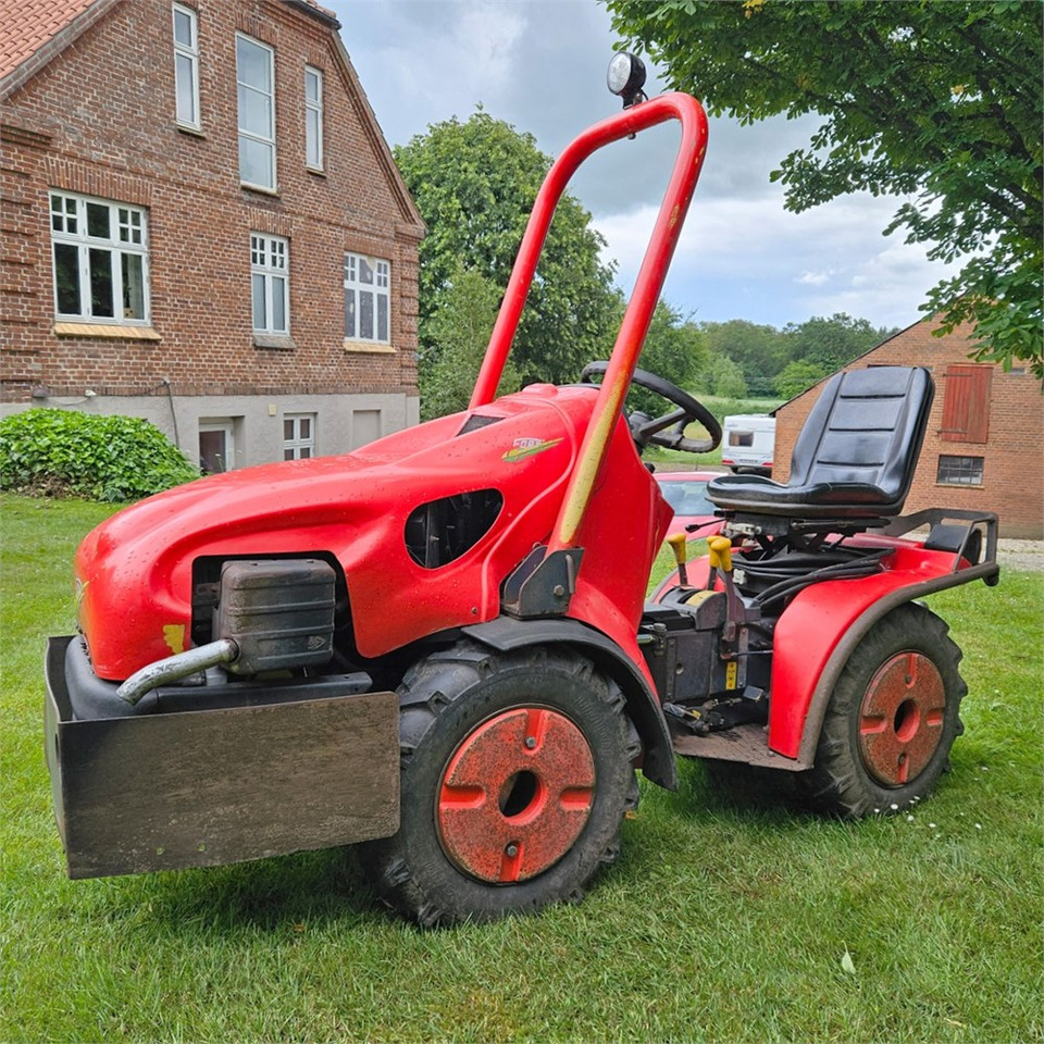 Fort Sirio 4 x 4 - Metsatraktor: pilt 1 Fort Sirio 4 x 4 - Metsatraktor: pilt 1