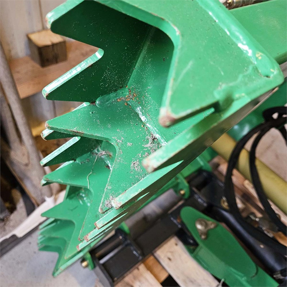 GEO Mower pro 24 - Kännupurustaja: pilt 4 GEO Mower pro 24 - Kännupurustaja: pilt 4