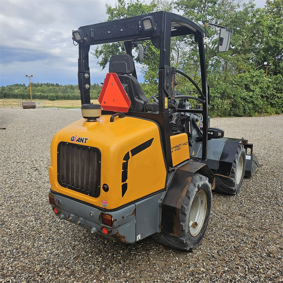 Giant V452T X-TRA HD - Rataslaadur: pilt 4 Giant V452T X-TRA HD - Rataslaadur: pilt 4