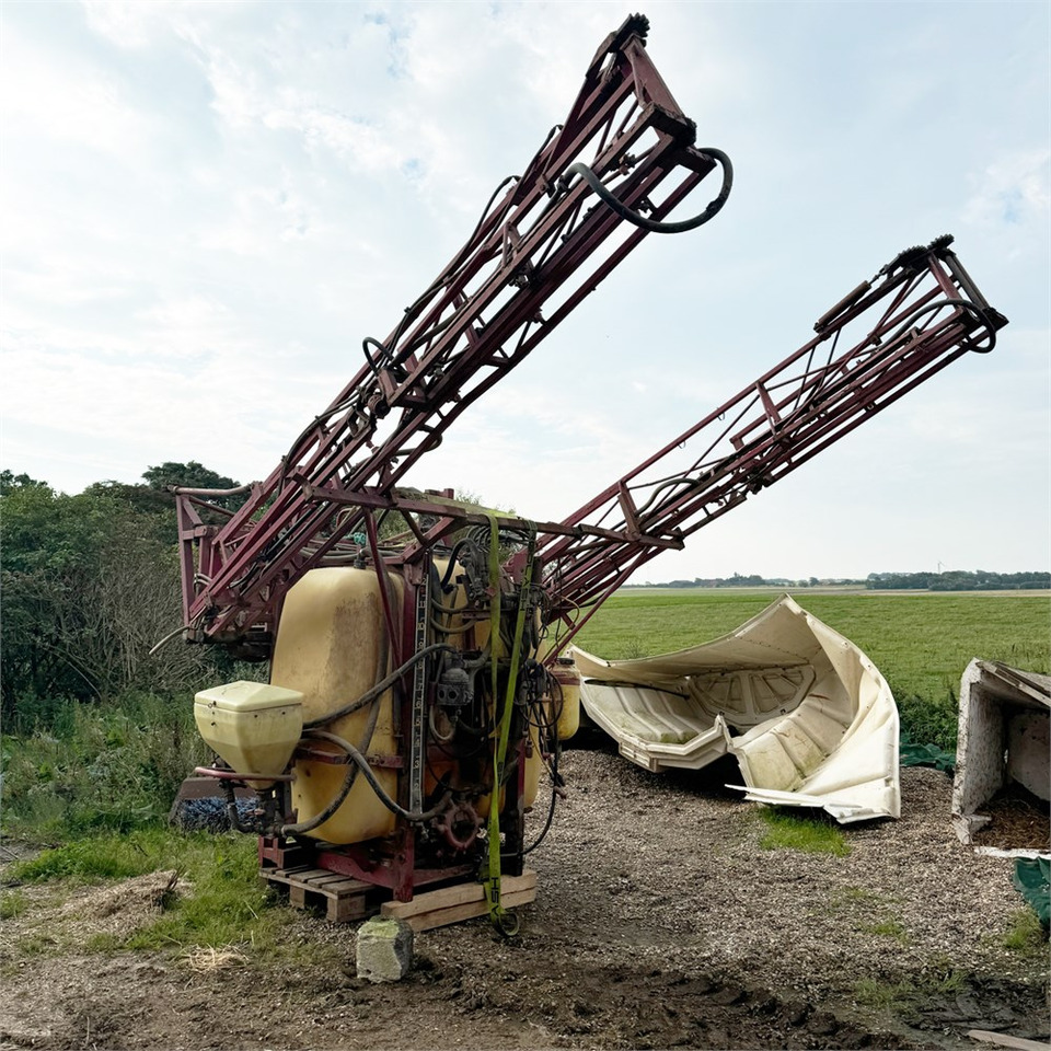 Hardi LZY 1200 - Pritsija: pilt 4 Hardi LZY 1200 - Pritsija: pilt 4