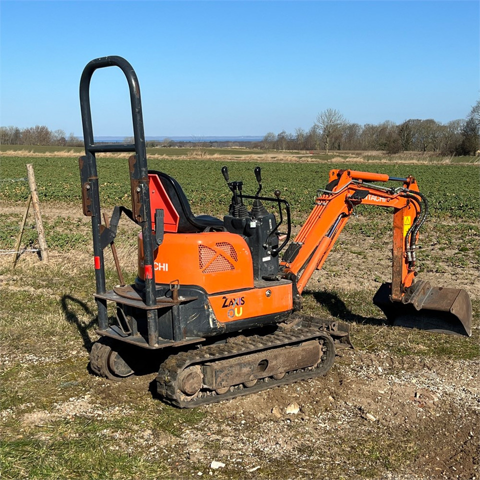 Miniekskavaator Hitachi ZX10U-2: pilt 7