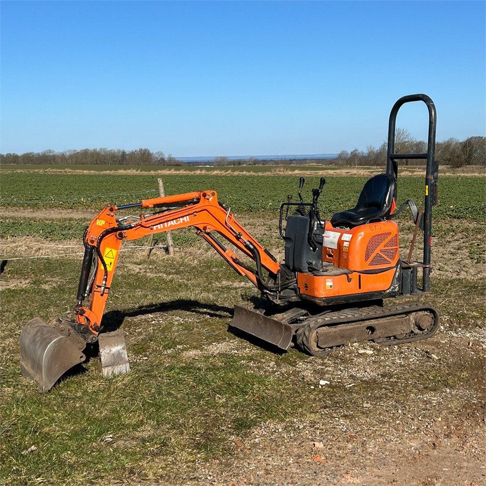 Hitachi ZX10U-2 - Miniekskavaator: pilt 1 Hitachi ZX10U-2 - Miniekskavaator: pilt 1