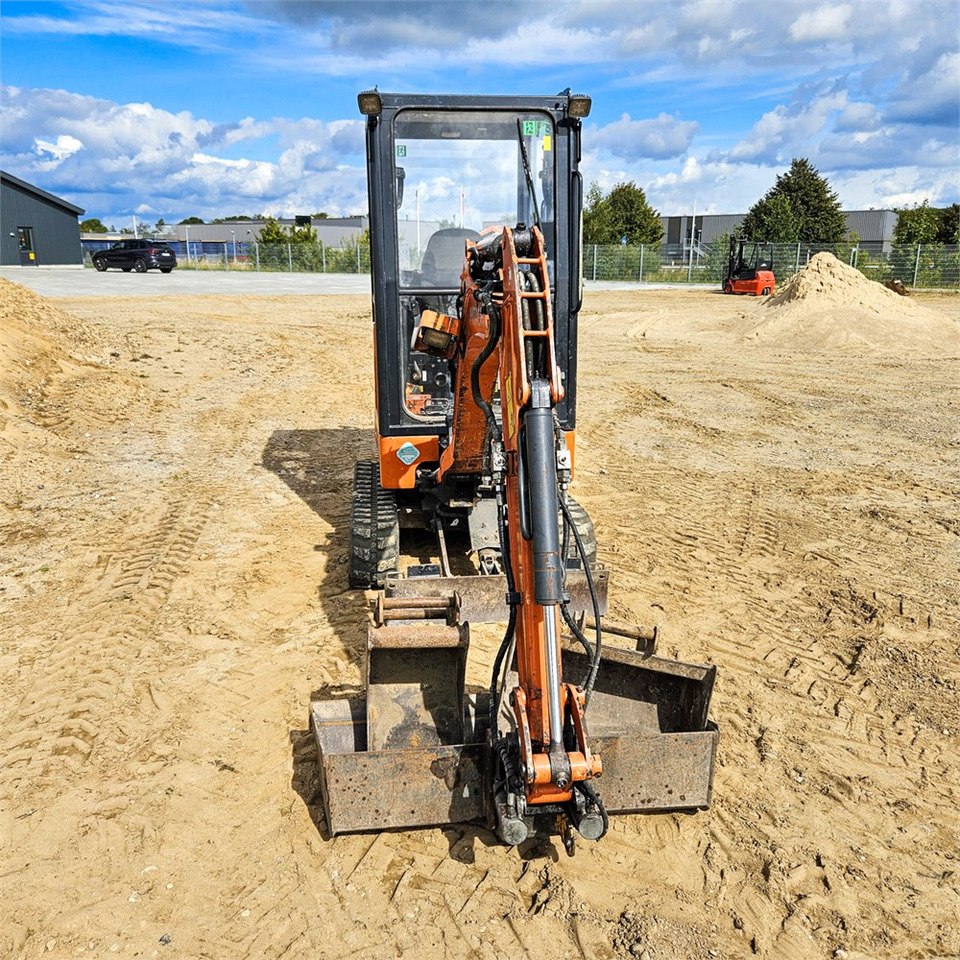 Miniekskavaator Hitachi ZX19-6 CR: pilt 7