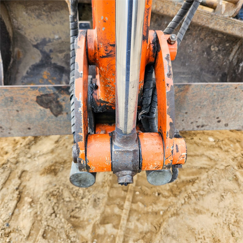 Miniekskavaator Hitachi ZX19-6 CR: pilt 22