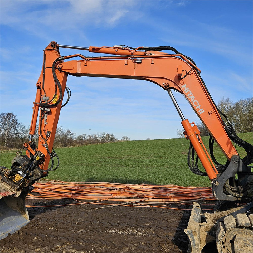 Miniekskavaator Hitachi ZX85USB-6: pilt 37 Miniekskavaator Hitachi ZX85USB-6: pilt 37