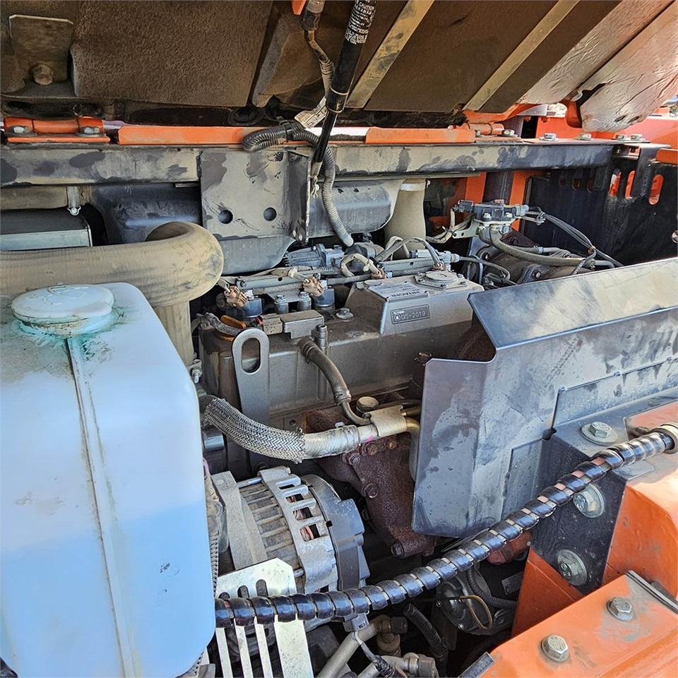 Miniekskavaator Hitachi ZX85USB-6: pilt 45 Miniekskavaator Hitachi ZX85USB-6: pilt 45