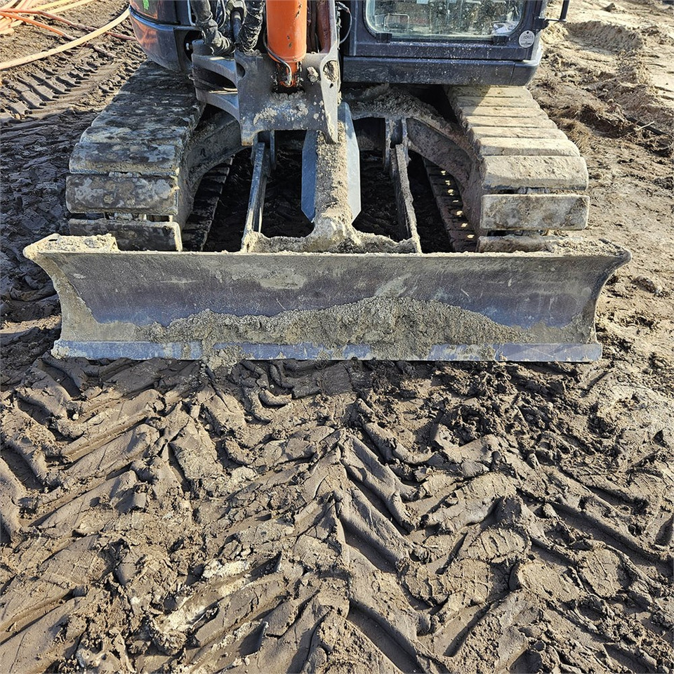 Miniekskavaator Hitachi ZX85USB-6: pilt 39 Miniekskavaator Hitachi ZX85USB-6: pilt 39