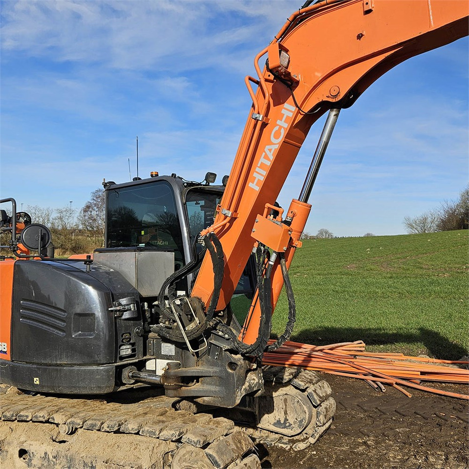 Miniekskavaator Hitachi ZX85USB-6: pilt 11 Miniekskavaator Hitachi ZX85USB-6: pilt 11