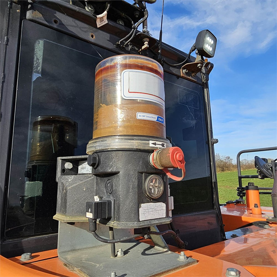 Miniekskavaator Hitachi ZX85USB-6: pilt 40 Miniekskavaator Hitachi ZX85USB-6: pilt 40