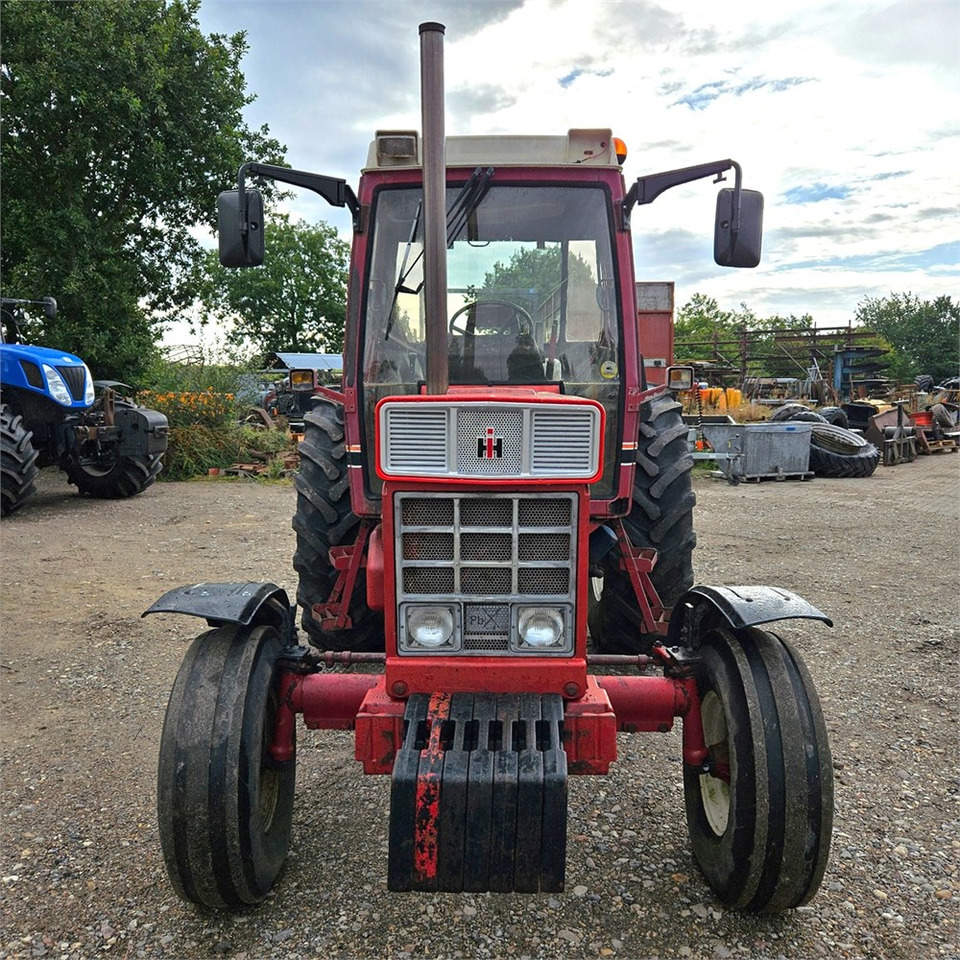 IH 1056 XL 2 WD - Traktor: pilt 3 IH 1056 XL 2 WD - Traktor: pilt 3