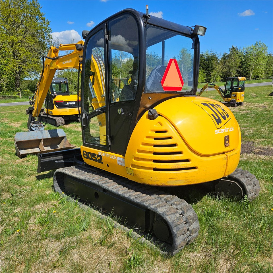 JCB 8052 - Miniekskavaator: pilt 2 JCB 8052 - Miniekskavaator: pilt 2