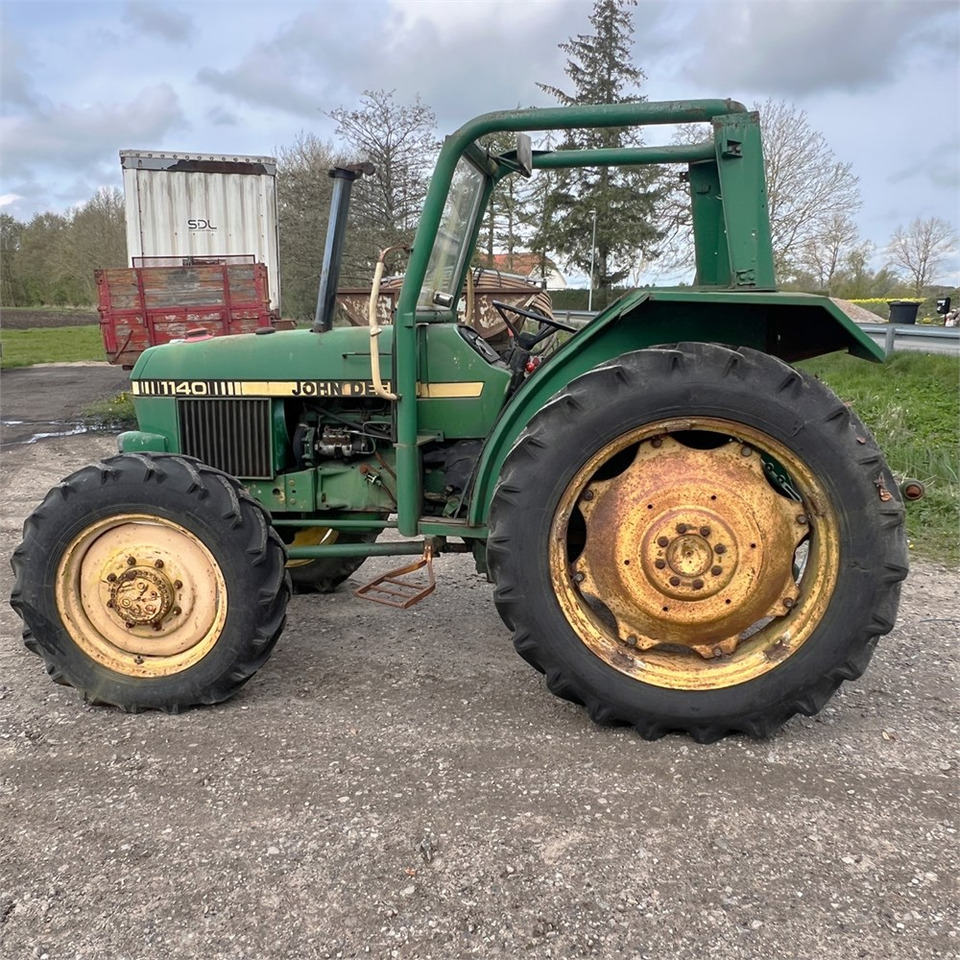 John Deere 1140 - Traktor: pilt 5 John Deere 1140 - Traktor: pilt 5