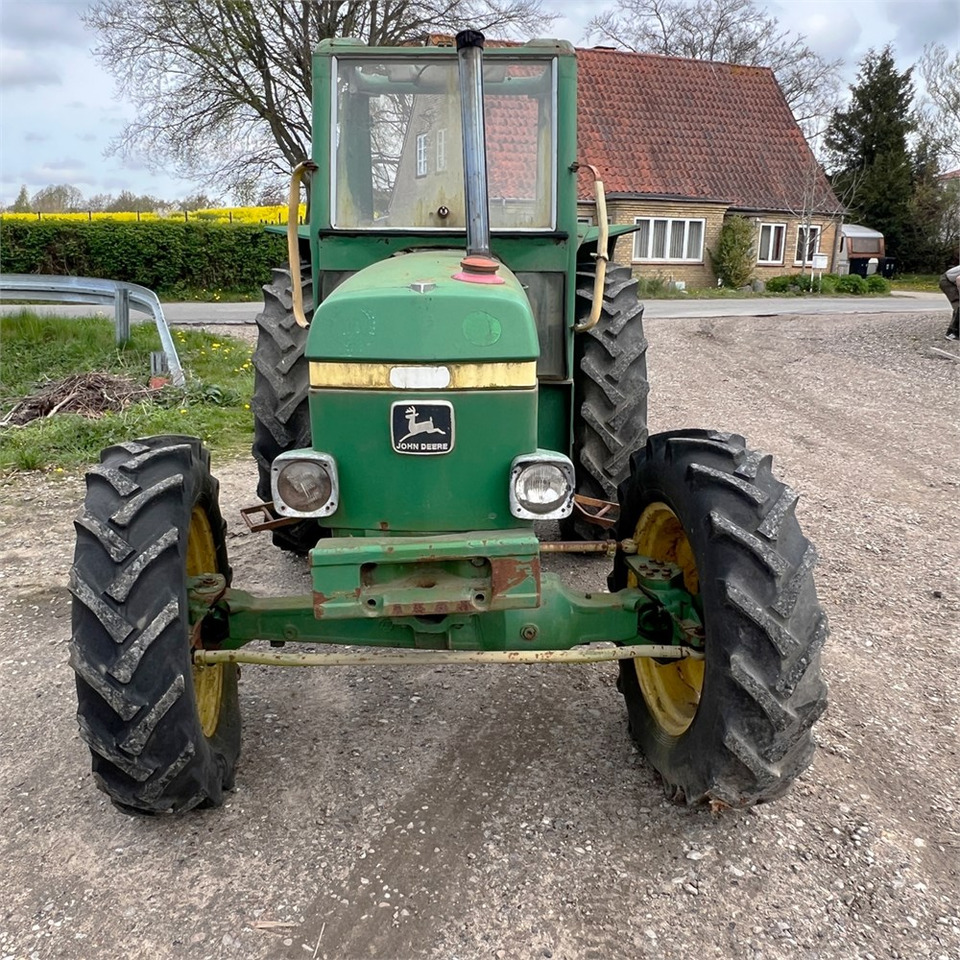 John Deere 1140 - Traktor: pilt 2 John Deere 1140 - Traktor: pilt 2
