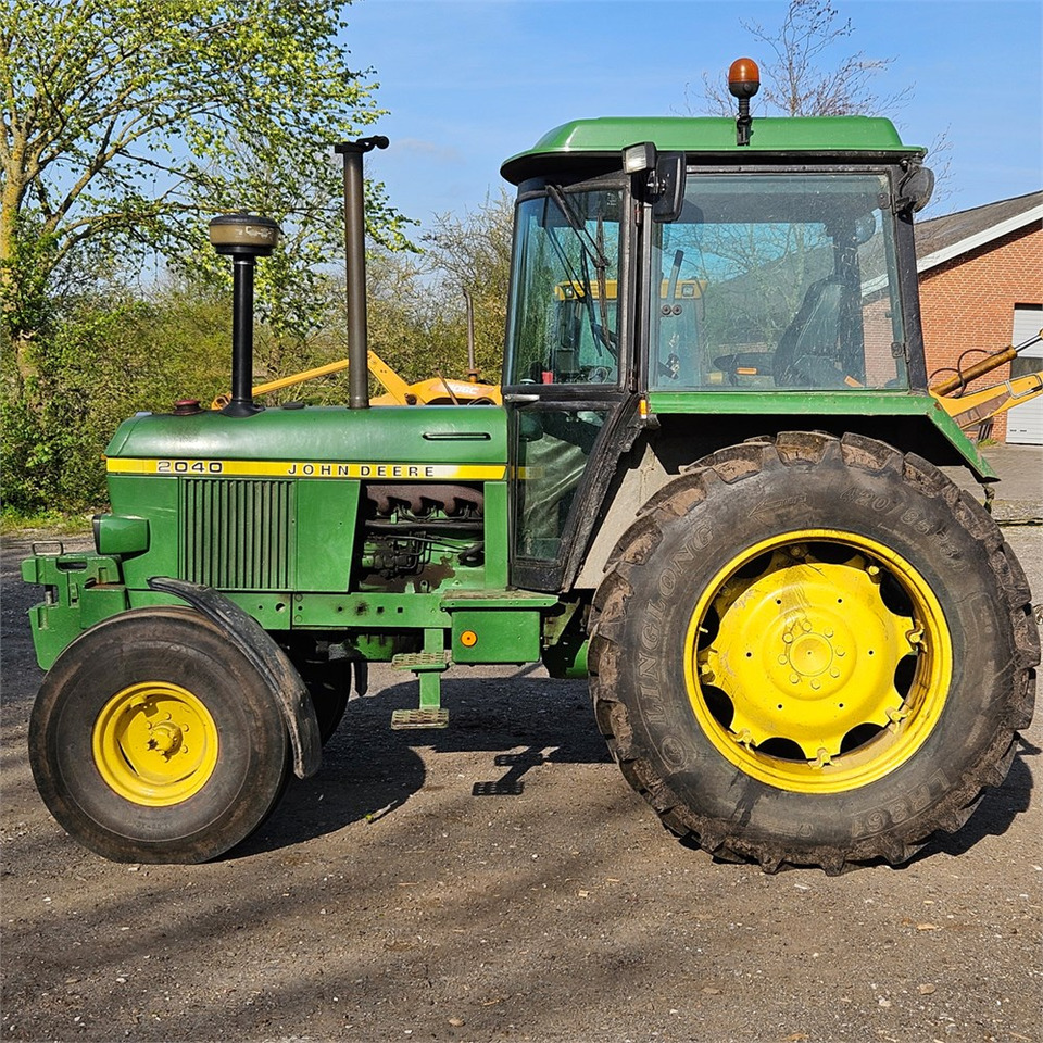John Deere 2040 - Traktor: pilt 3 John Deere 2040 - Traktor: pilt 3