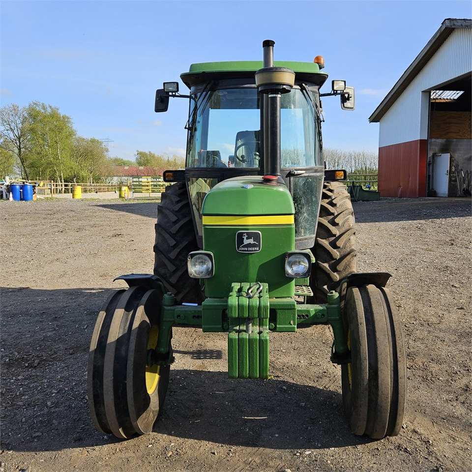 John Deere 2040 - Traktor: pilt 2 John Deere 2040 - Traktor: pilt 2